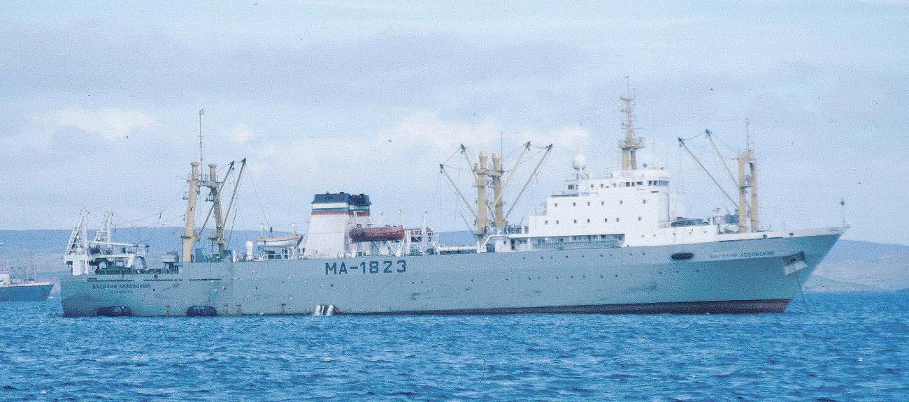 рефрижератор "Василий Лозовский"