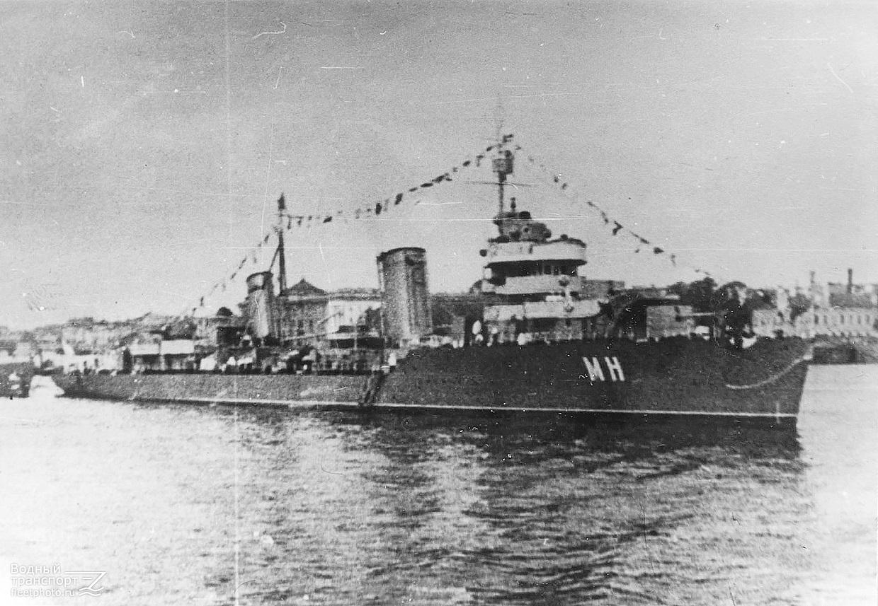 Минск Тип:Ленинград Проект:38